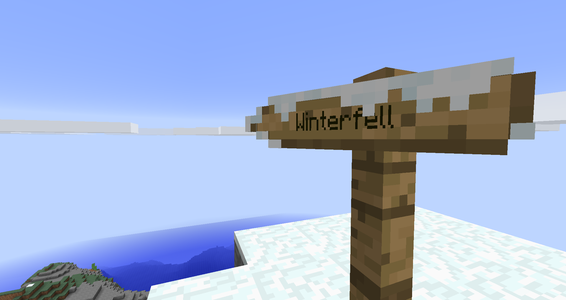 Игрок в Minecraft использует верстак для создания новых предметов