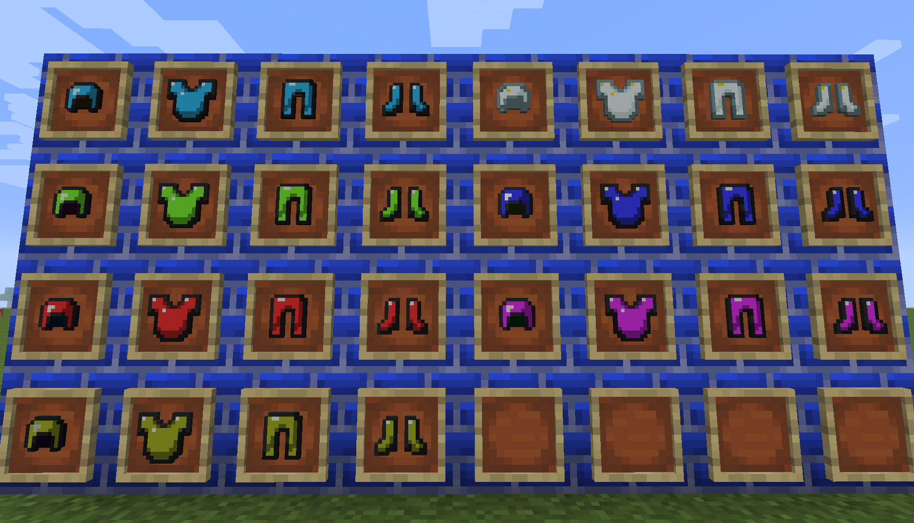 Игроки на сервере Minecraft строят город в режиме креатива