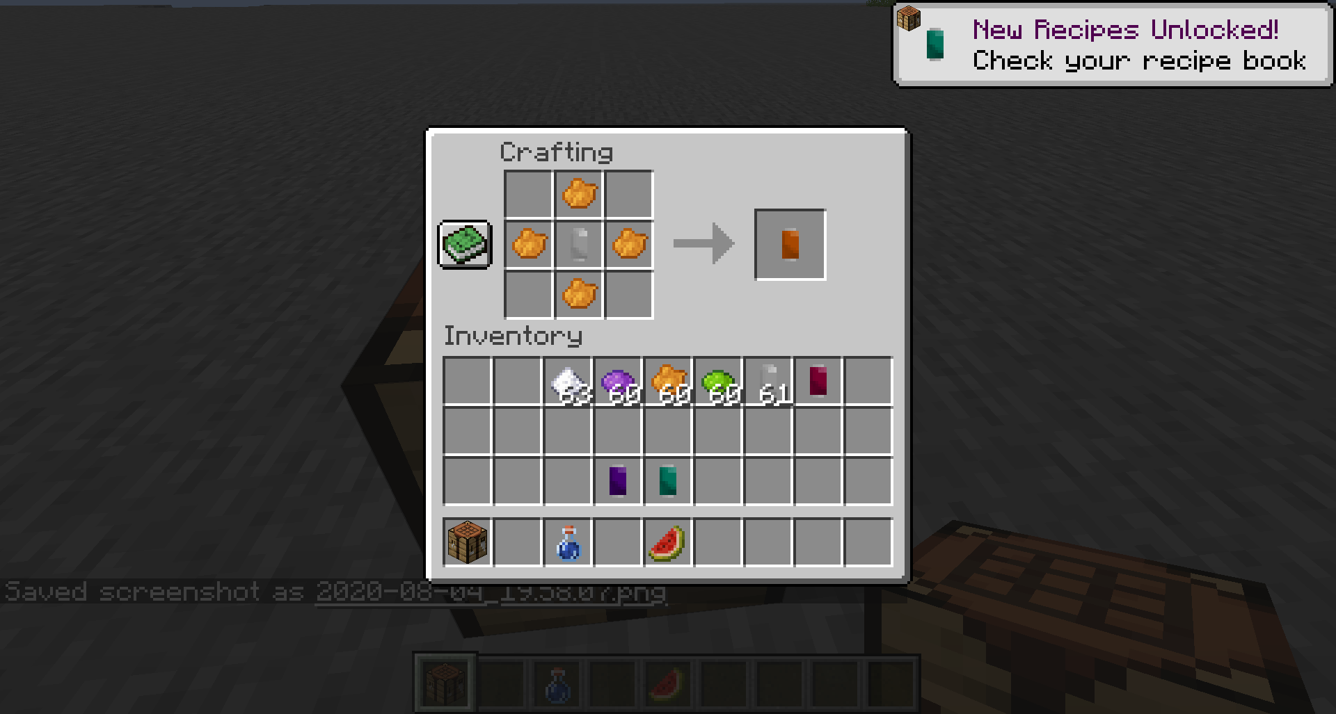 Группа игроков на сервере Minecraft строит город вместе