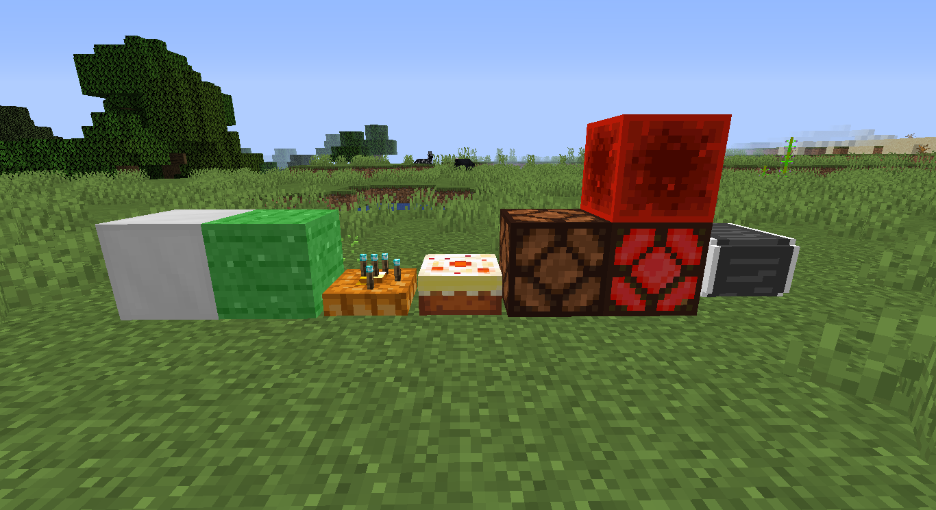 Игрок в Minecraft строит дом из дерева и камня в лесу