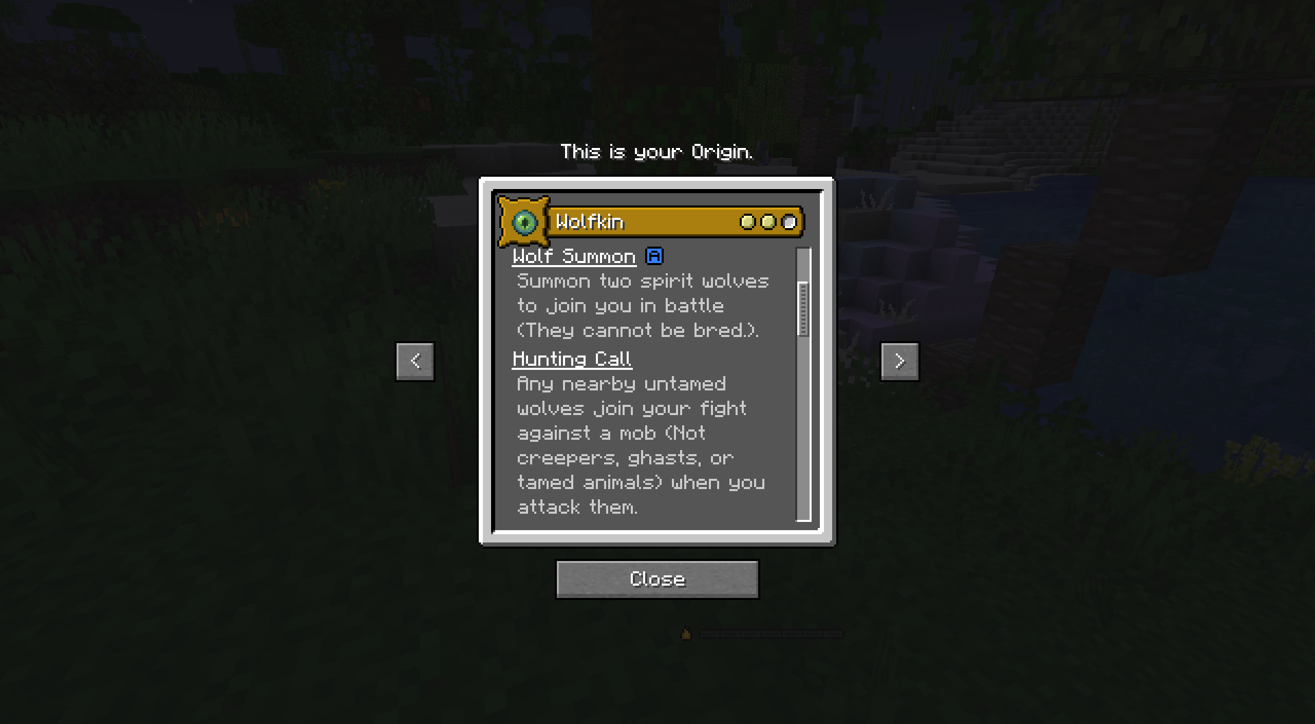 Сервер Minecraft с множеством игроков, строящих город в стиле средневековья