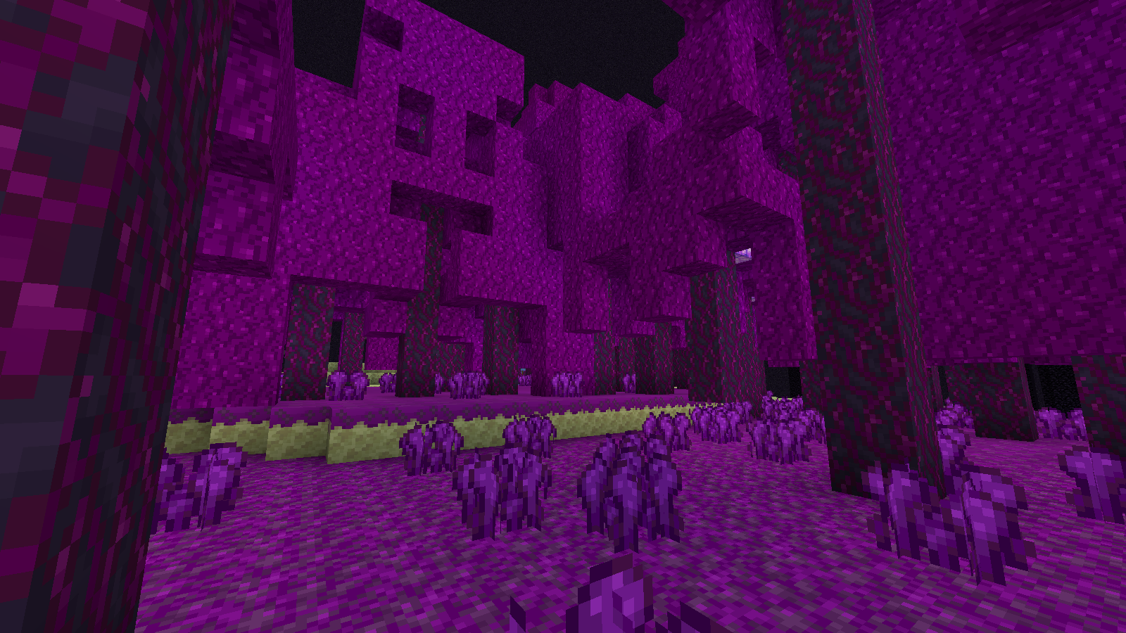 Эндер-крепость в Minecraft с сундуками и новыми мобами