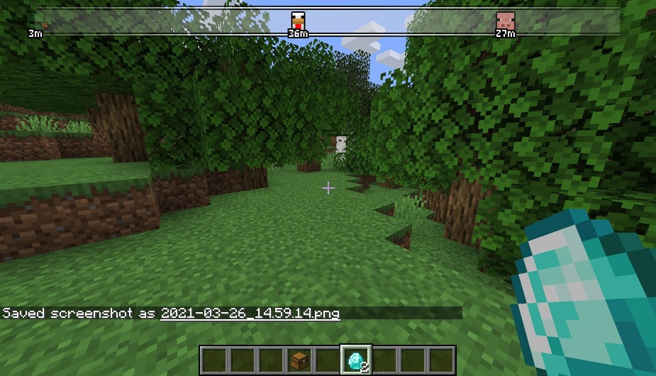 Игроки на сервере Minecraft строят город в творческом режиме