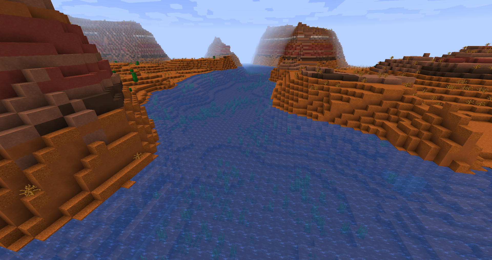 Ночной пейзаж Minecraft с горящими факелами и домом из дерева