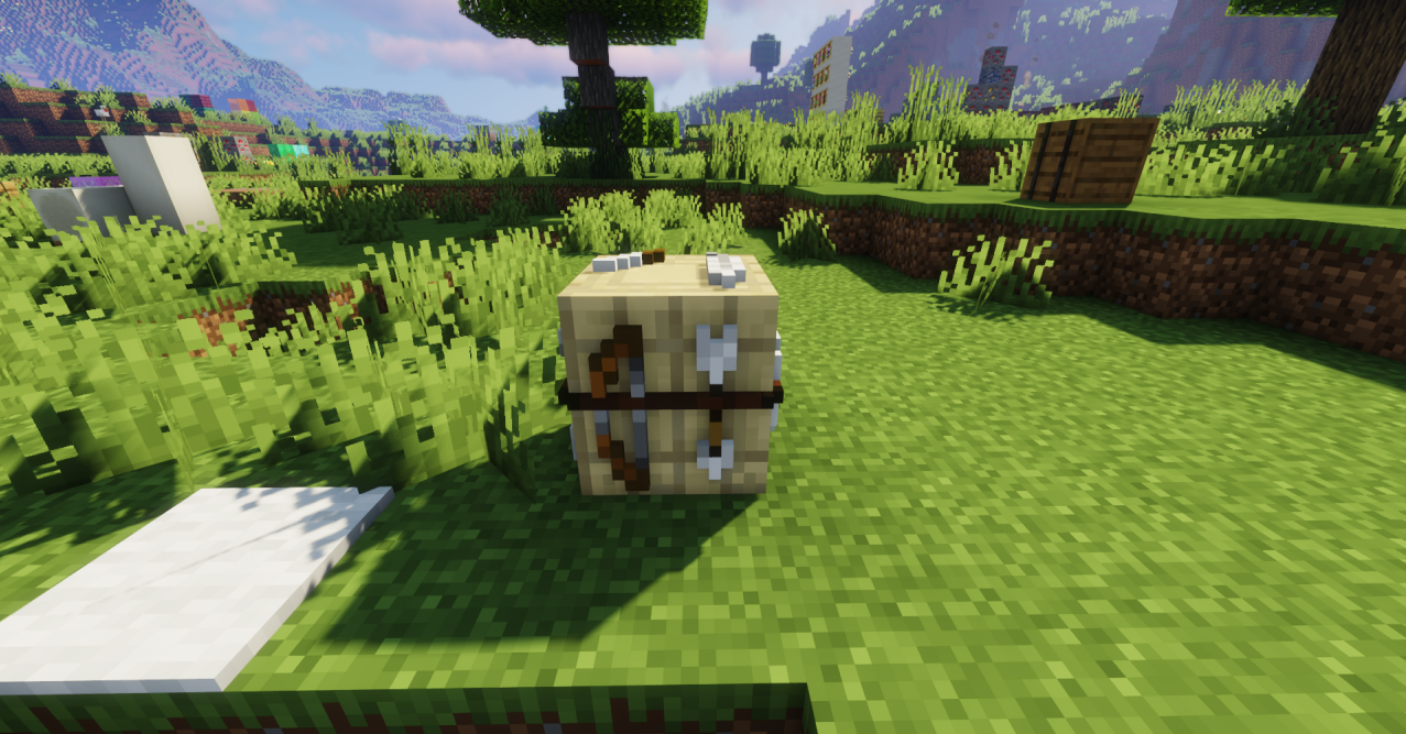 Ночной пейзаж Minecraft с горящими факелами и звёздным небом