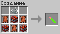 Скриншот мультиплеерного сервера Minecraft с игроками и постройками