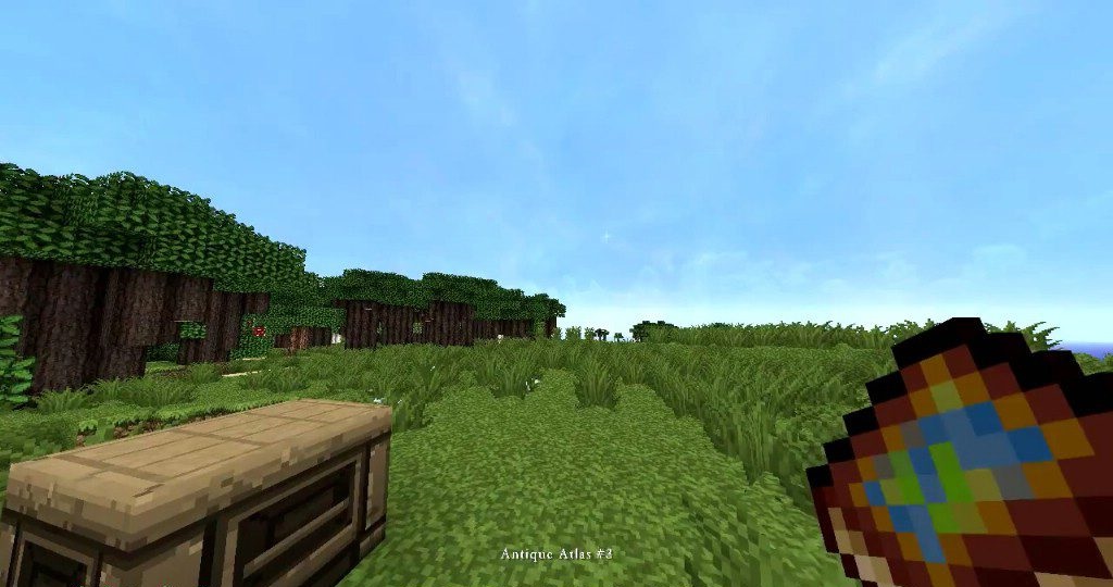 Сравнение стандартной карты Minecraft и Antique Atlas в разных биомах