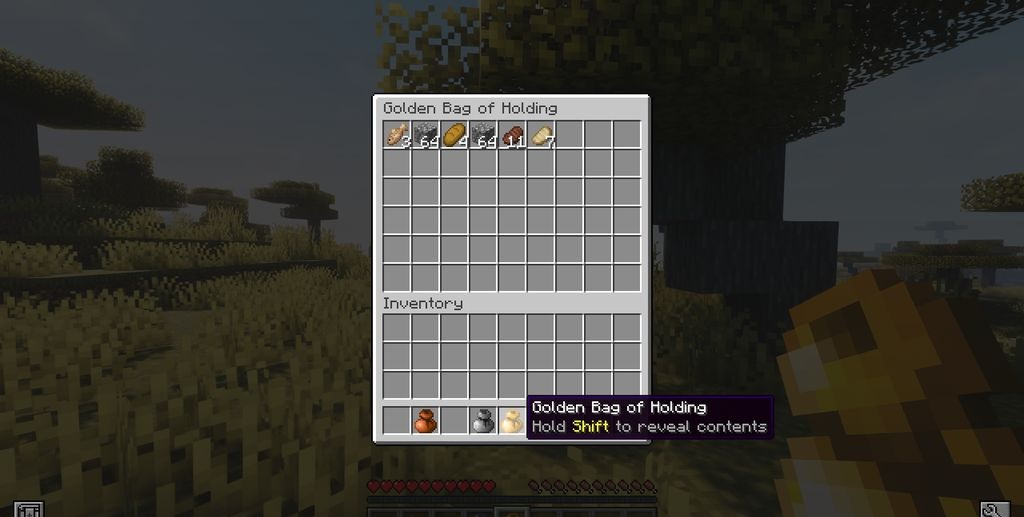 Интерфейс Bag of Holding с предметами внутри в Minecraft