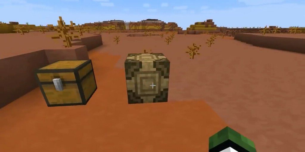 Пример использования Better Crates в подземном хранилище Minecraft