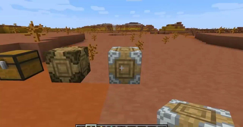 Интерьер базы в Minecraft с использованием разных типов ящиков из Better Crates