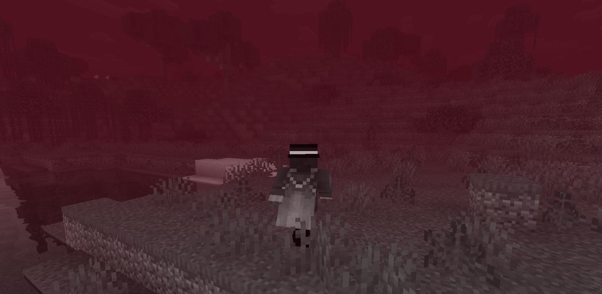 Скриншот Minecraft с Bloody Shaders: красное небо и мрачные горы