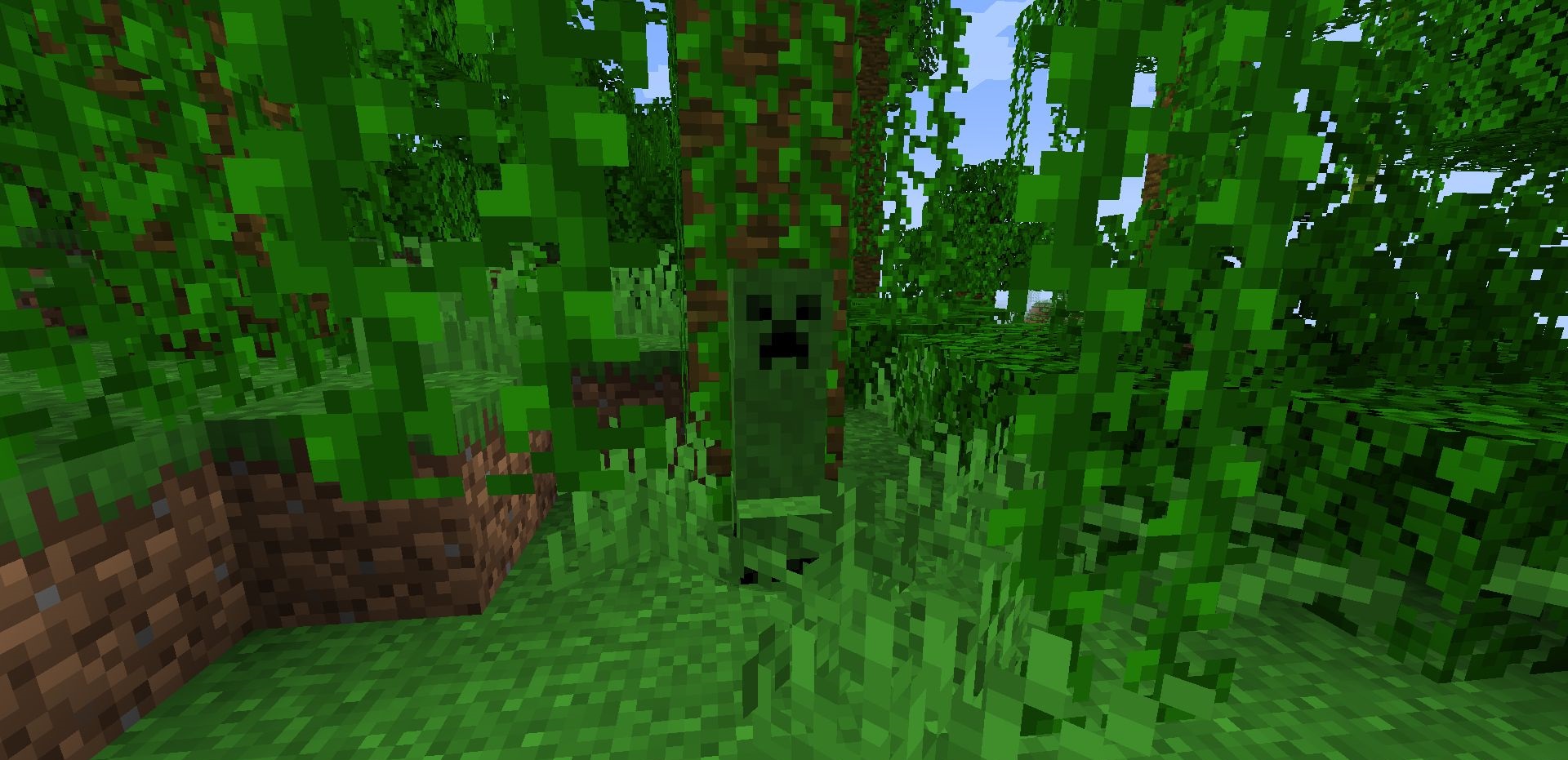 Группа замаскированных криперов в разных биомах Minecraft