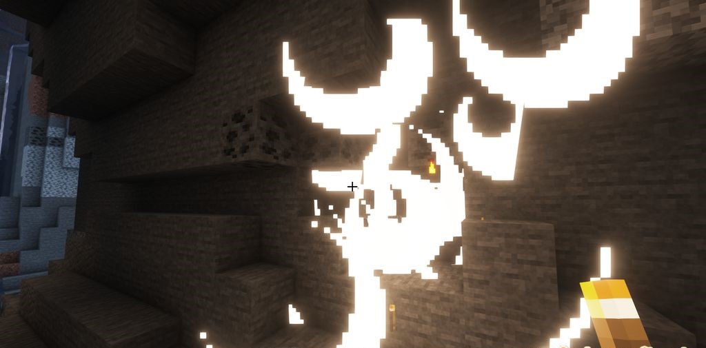 Группа игроков использует мод Coal Explosion в мультиплеерном режиме Minecraft
