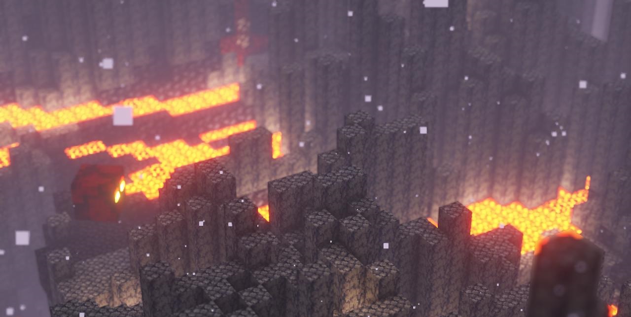 Ночной пейзаж в Minecraft с шейдерами: звёздное небо и мягкое свечение факелов