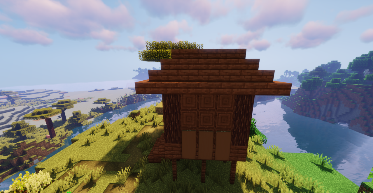 Сравнение стандартных и улучшенных текстур акации в Minecraft, более детализированные узоры