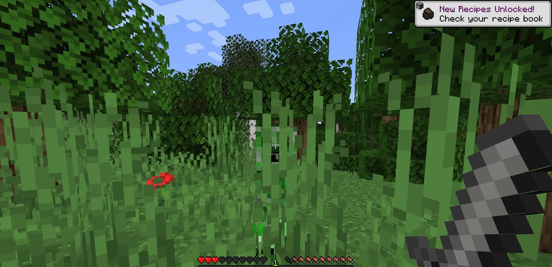 Сравнение обычной механики и работы мода Cut Through в Minecraft