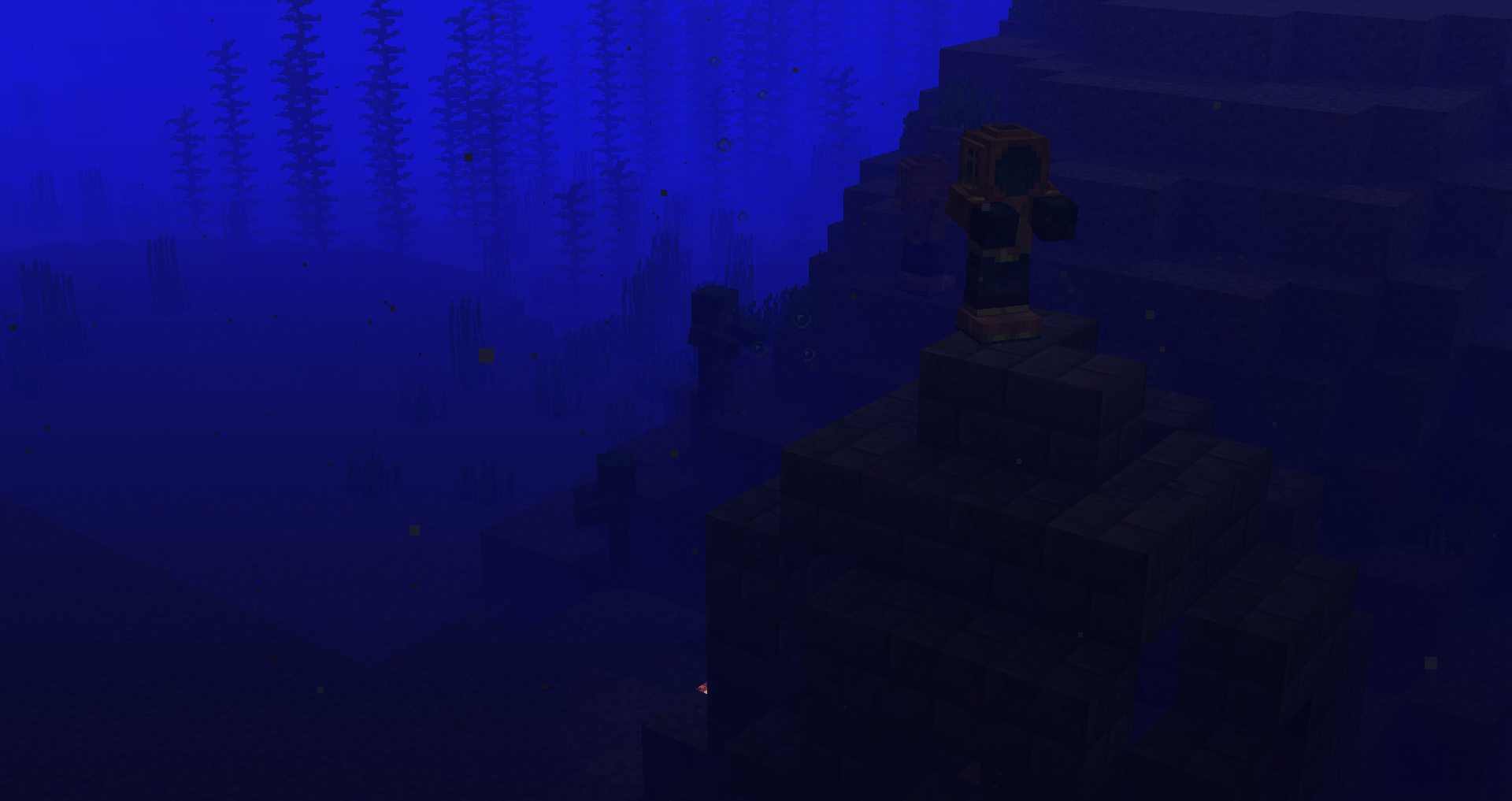 Группа утопленников в Minecraft атакует игрока в океане