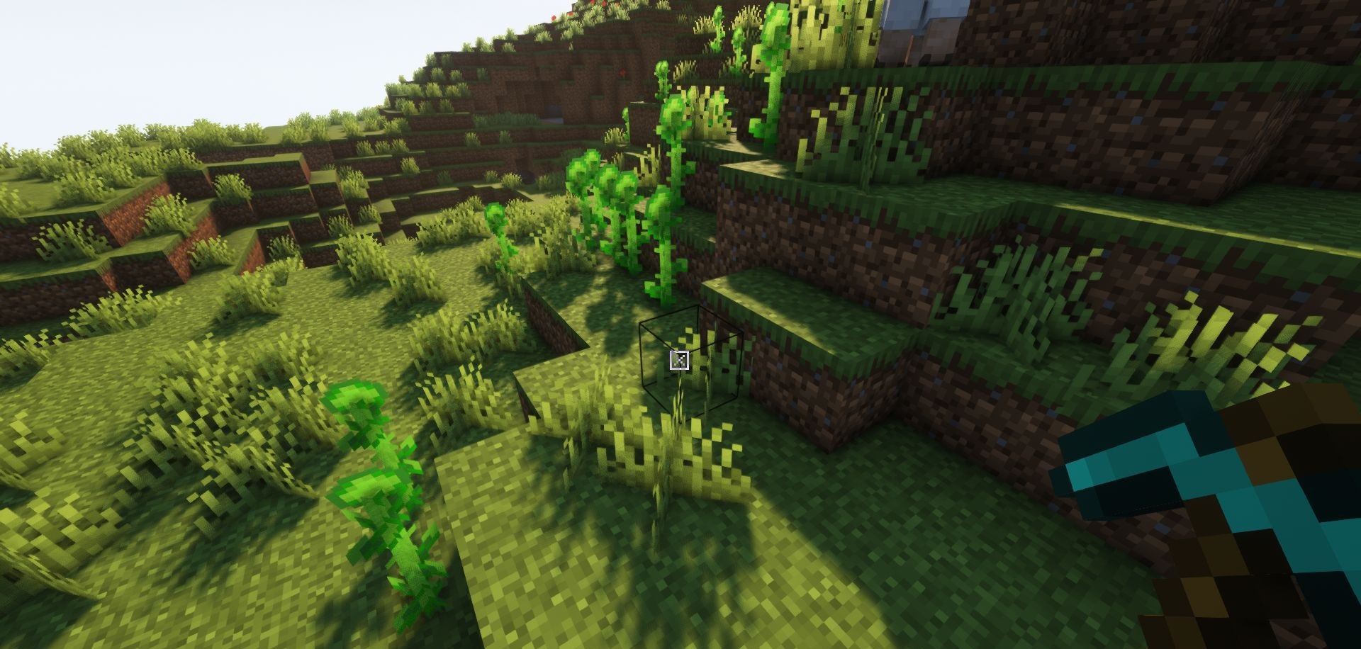 Сравнение стандартного и модифицированного прицела в Minecraft