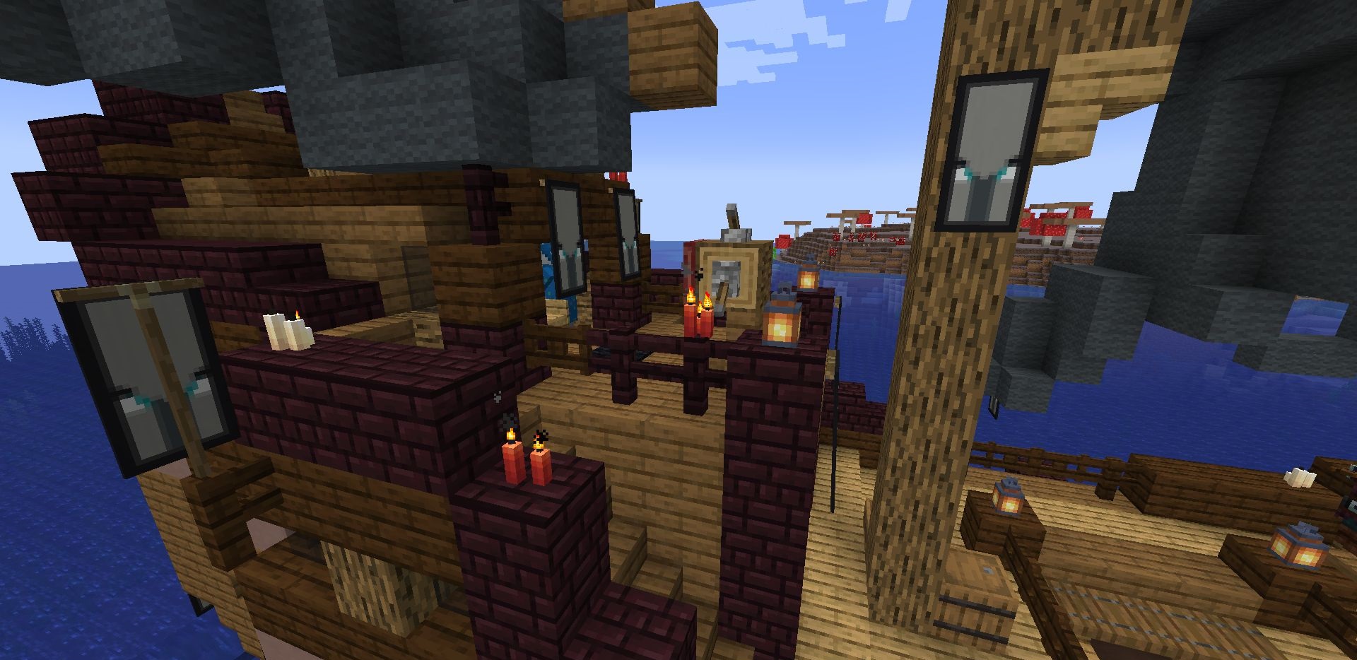 Добыча из сундуков на корабле Иллагеров в Minecraft