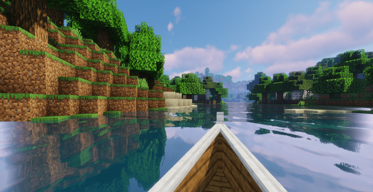 Группа игроков в каноэ на сервере Minecraft