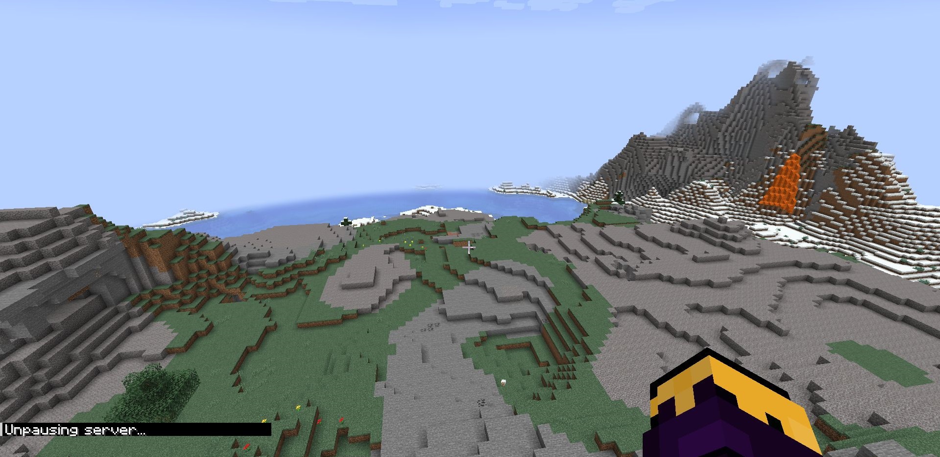 Игроки в Minecraft во время паузы сервера