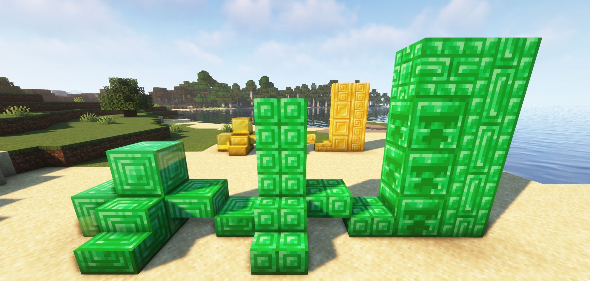 Декоративные элементы из мода Opulence в Minecraft: алмазные и золотые блоки