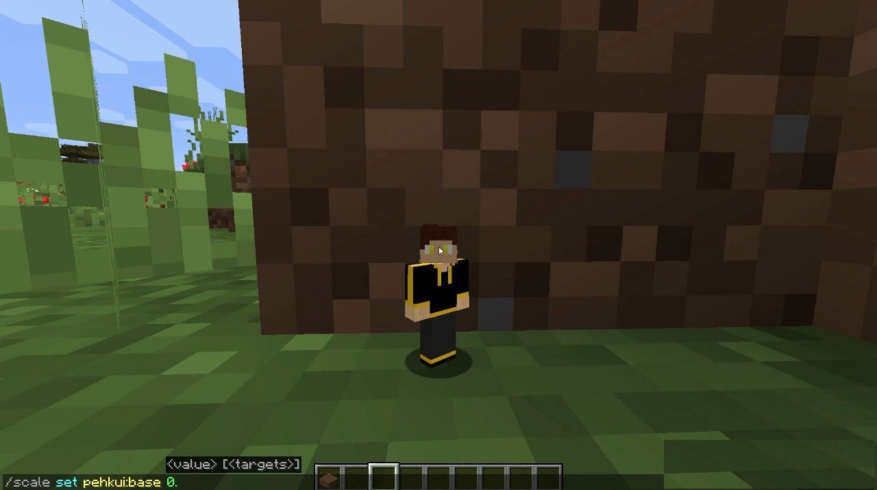 Сравнение размеров игрока в Minecraft с модом Pehkui