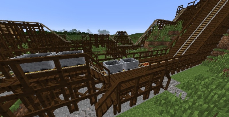 Пример использования мода Platforms для создания американских горок в Minecraft