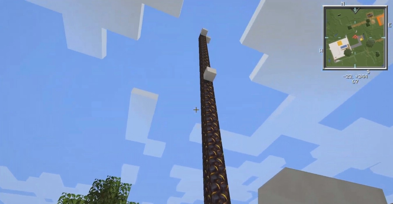 Пример использования кварцевого лифта в подземной базе Minecraft