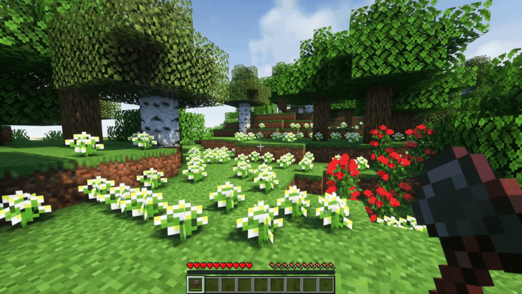 Игрок в Minecraft едет на лошади по пустынному биому