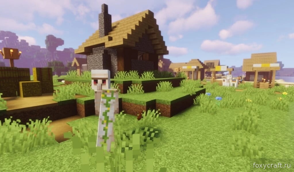 Ночной город в Minecraft с шейдерами Sildurs, подсвеченный фонарями