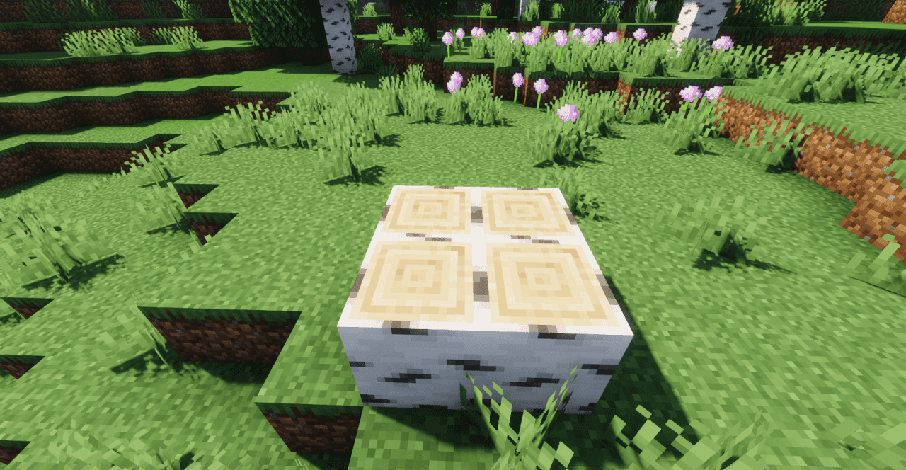 Игроки на сервере Minecraft строят замок вместе