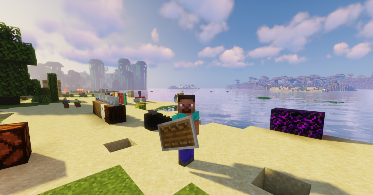 Интерфейс Minecraft с установленным модом Smaller Shield and Totem