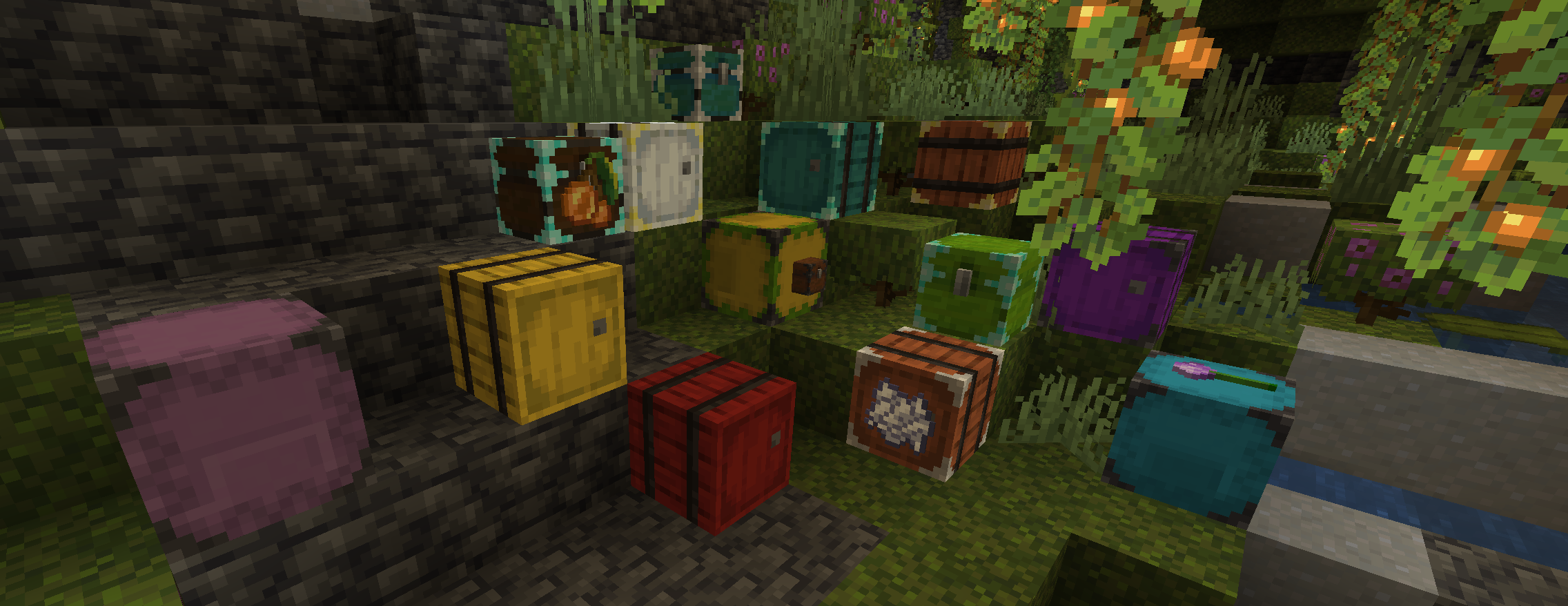 Сравнение обычных и улучшенных сундуков в Minecraft с модом Sophisticated Storage