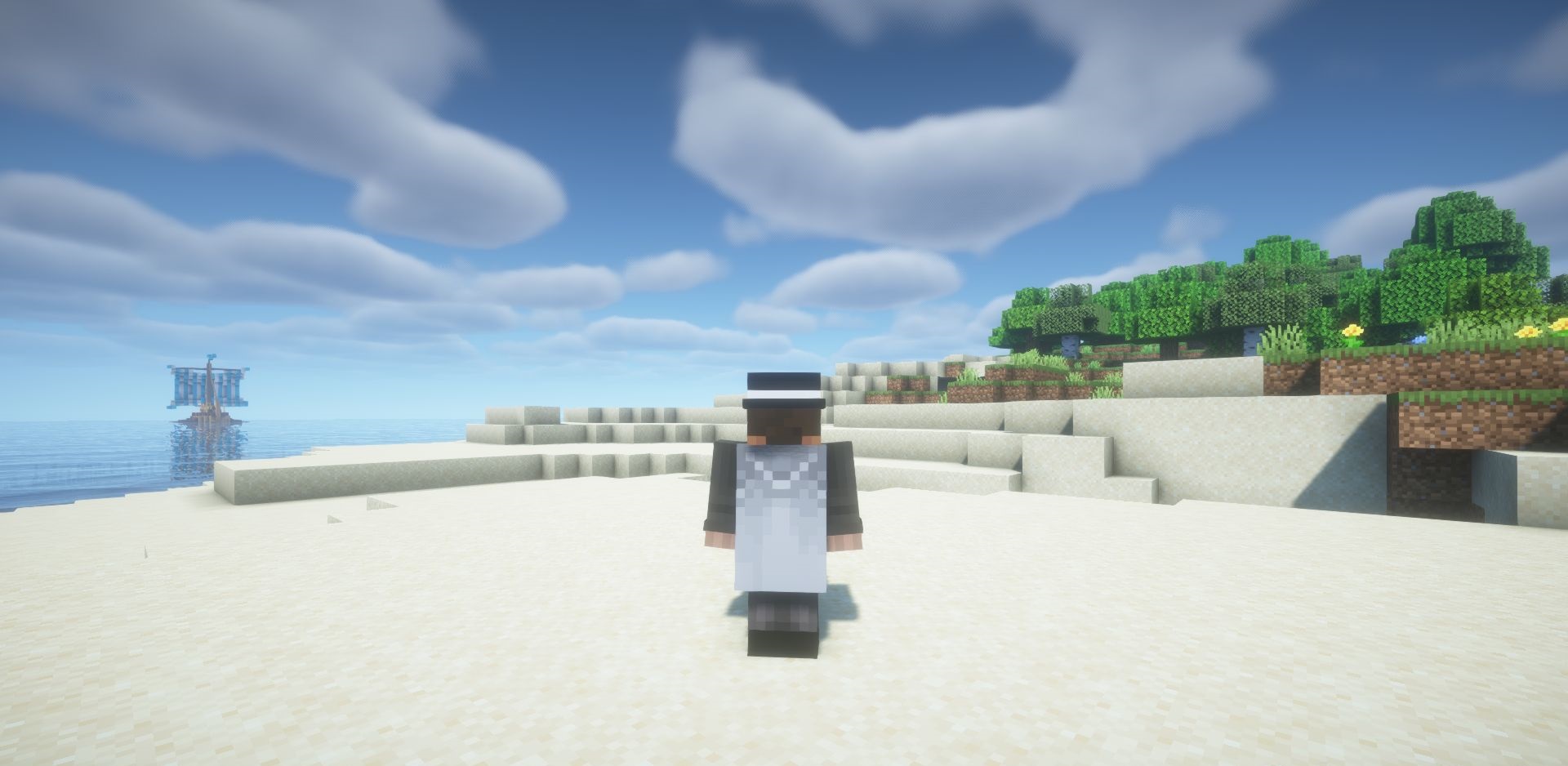 Группа игроков в Minecraft с плащами разных цветов