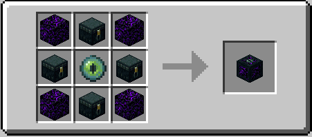 Группа игроков использует Transfer Chest для обмена ресурсами в Minecraft