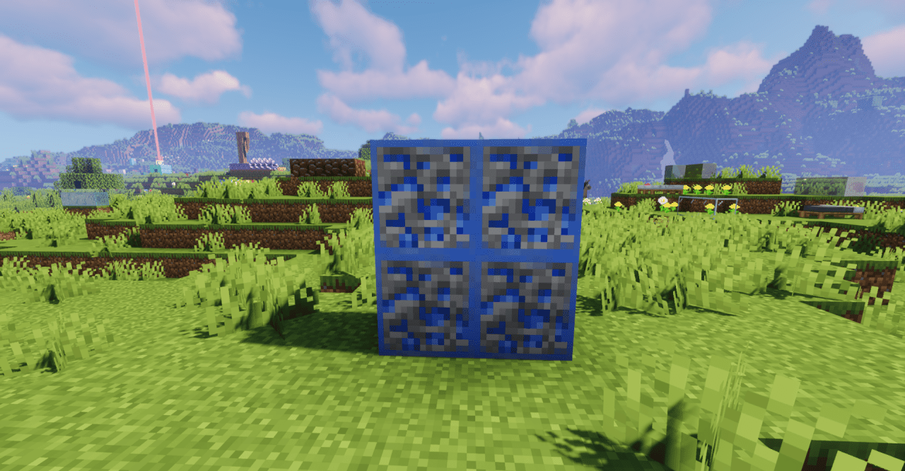 Сравнение обычной руды и руды с контурами в пещере Minecraft