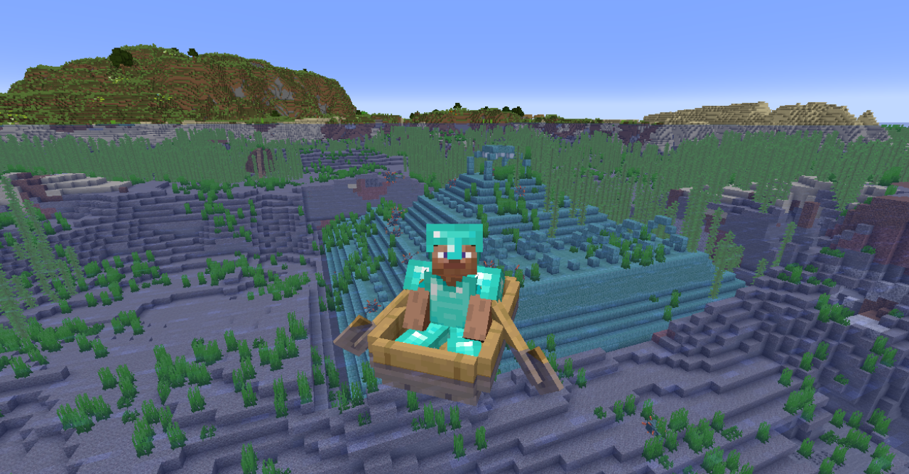 Сравнение стандартной воды и Water Improved в Minecraft - разница в прозрачности