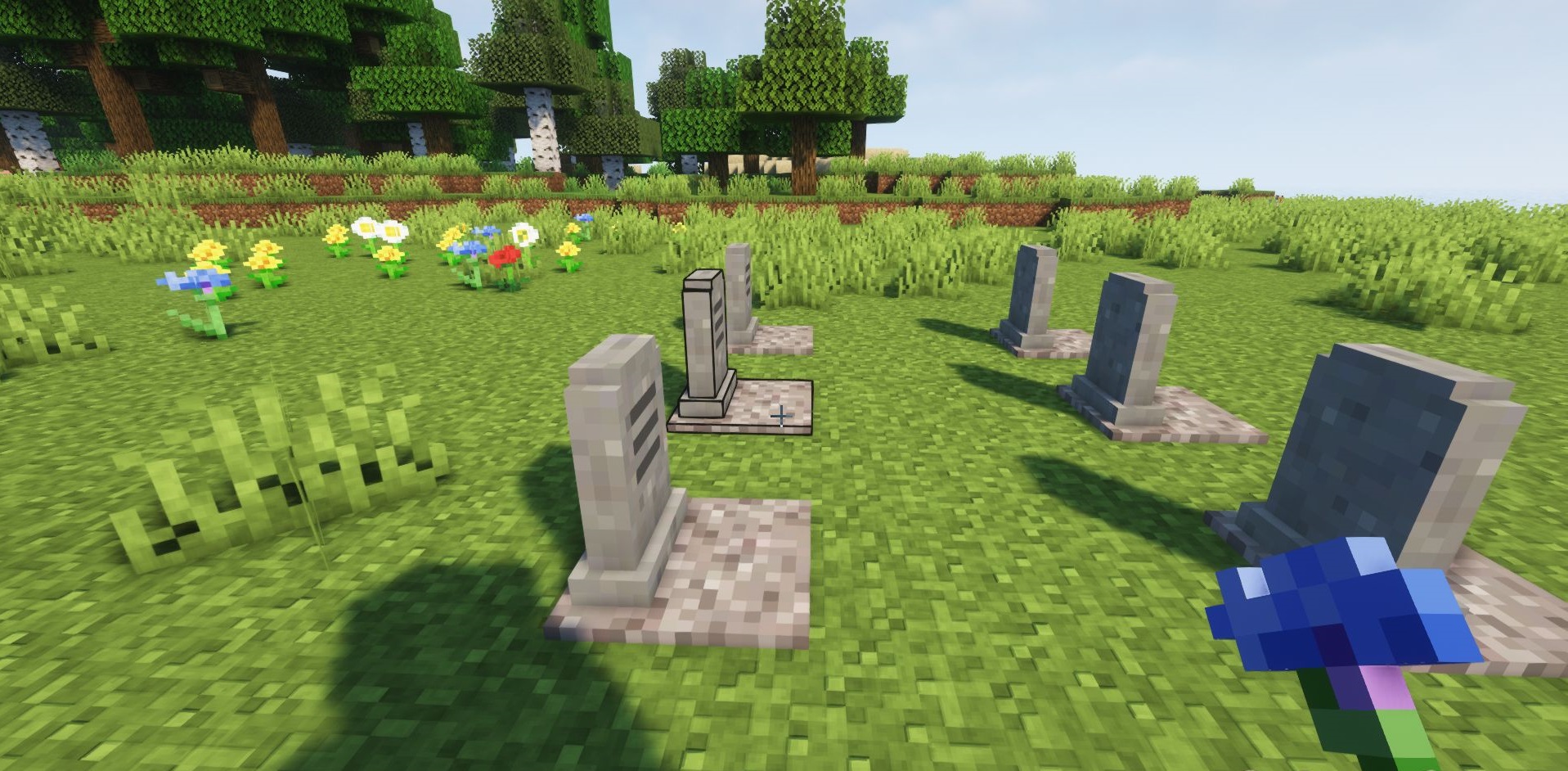 Скриншот Minecraft с модом You're in Grave Danger, показывающий могилу в пещере