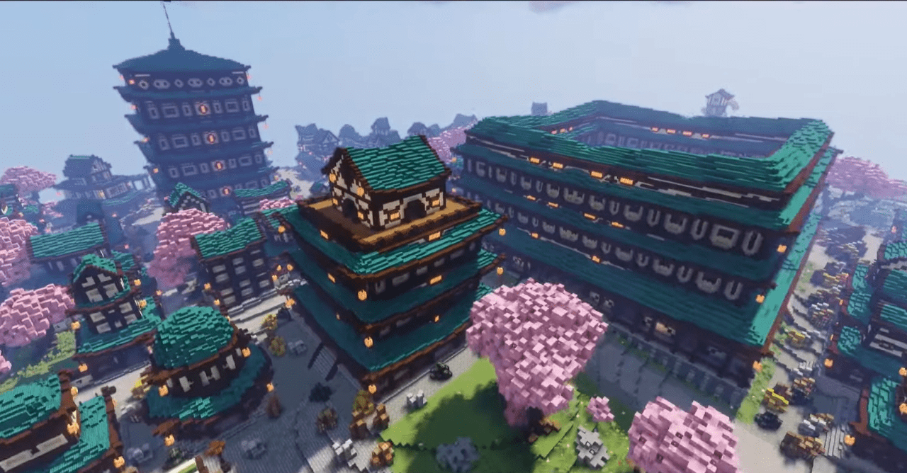 Традиционный японский храм в Minecraft среди цветущей сакуры