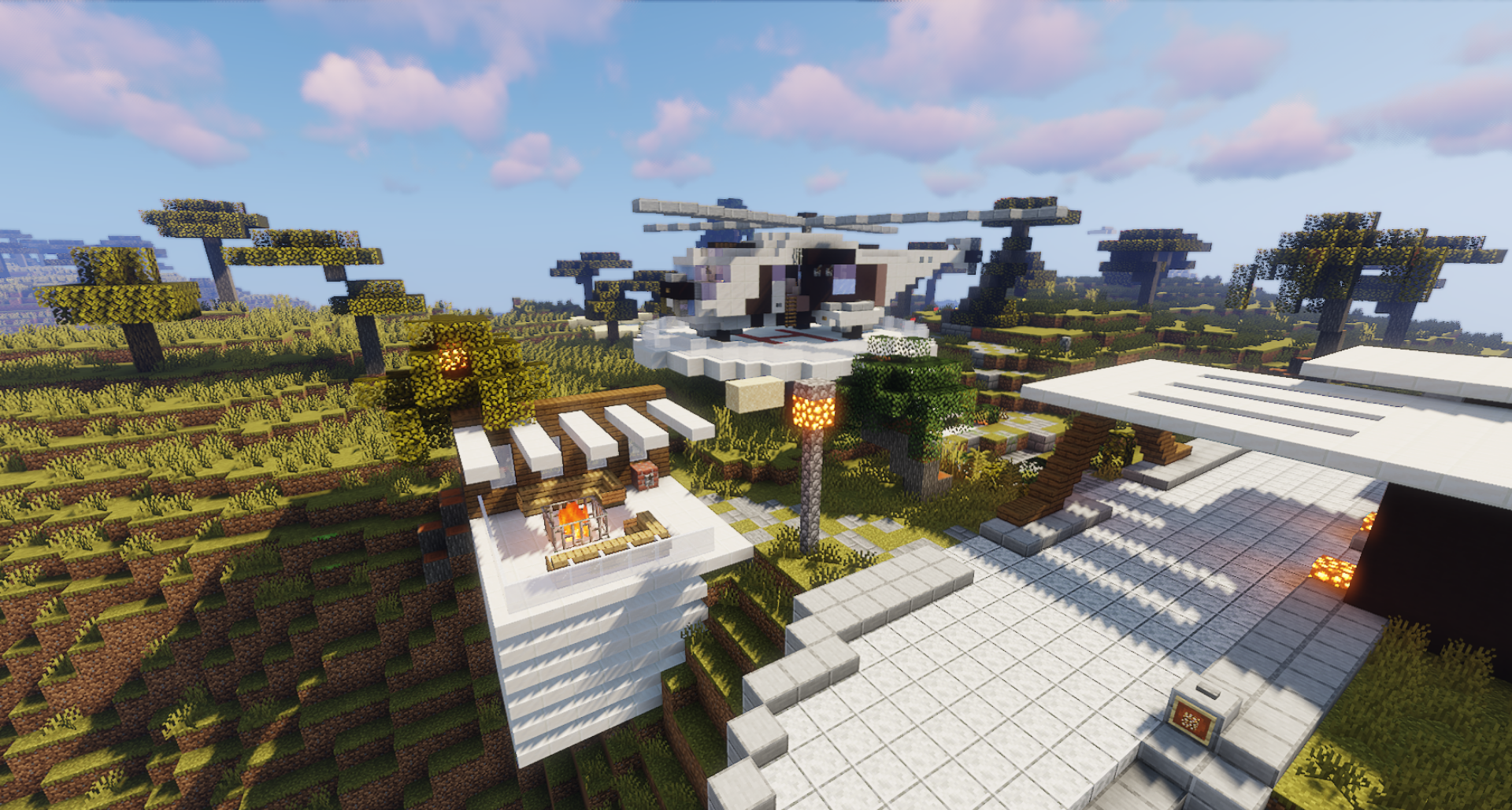 Внешний вид горного дома с автоматизированными дверями в Minecraft