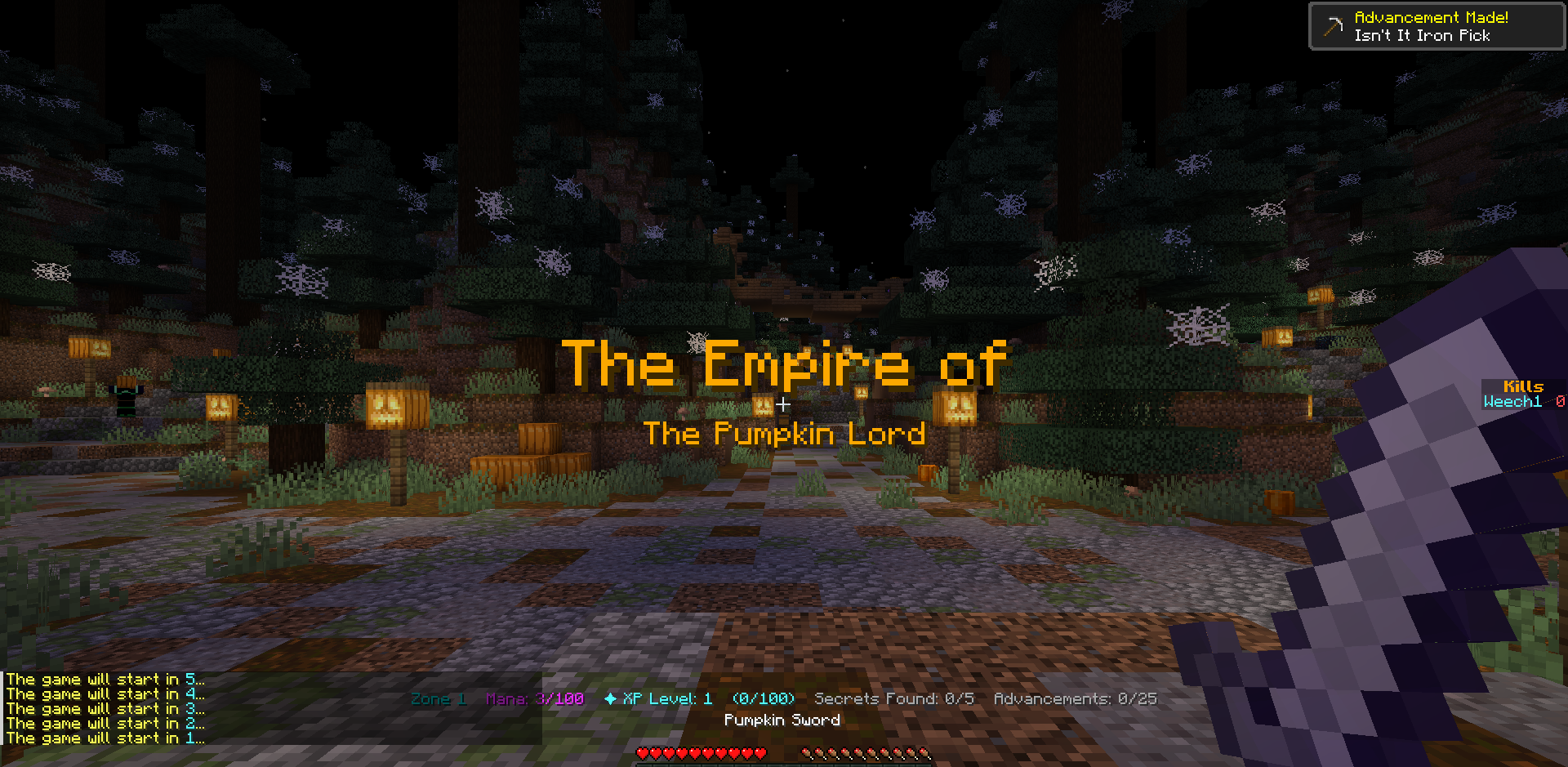 Игрок сражается с Pumpkin Lord в темном подземелье Minecraft