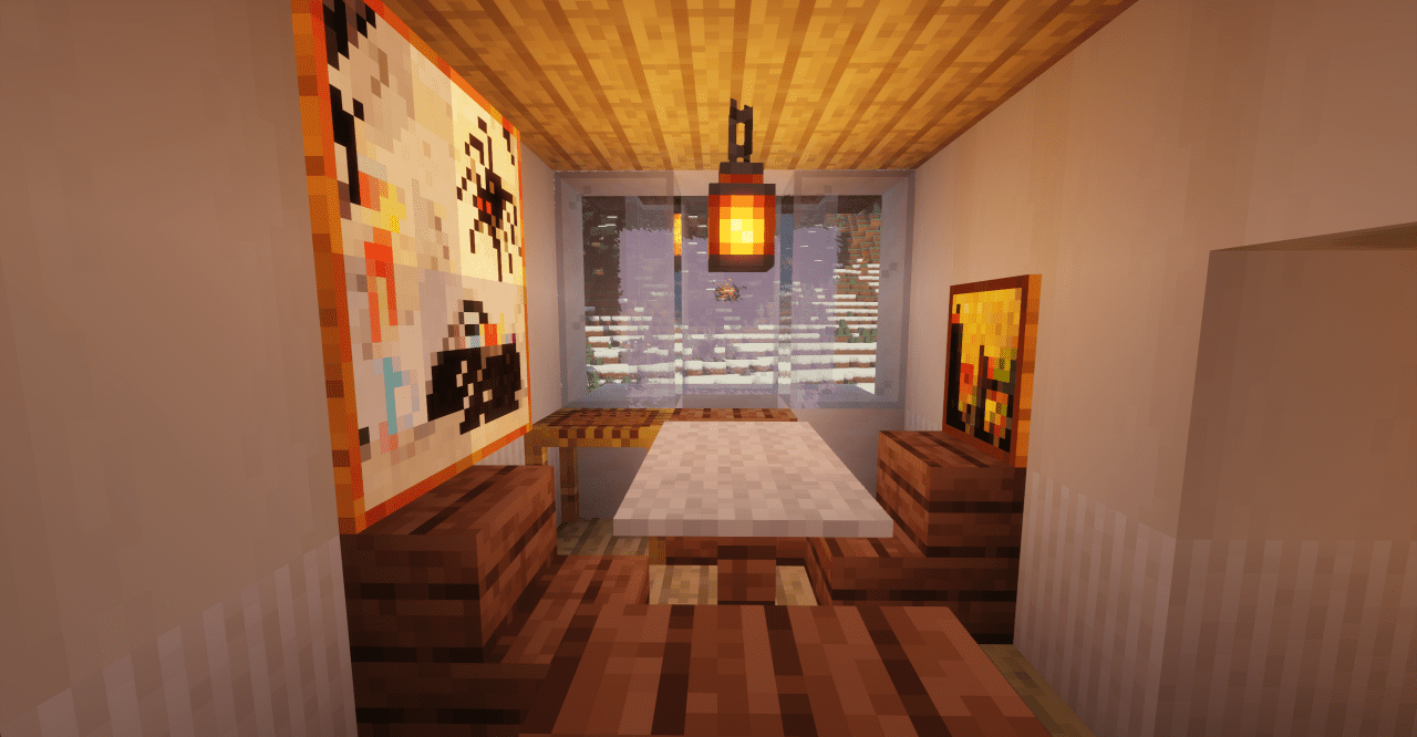 Ночной вид зимнего дома в Minecraft с подсвеченными окнами